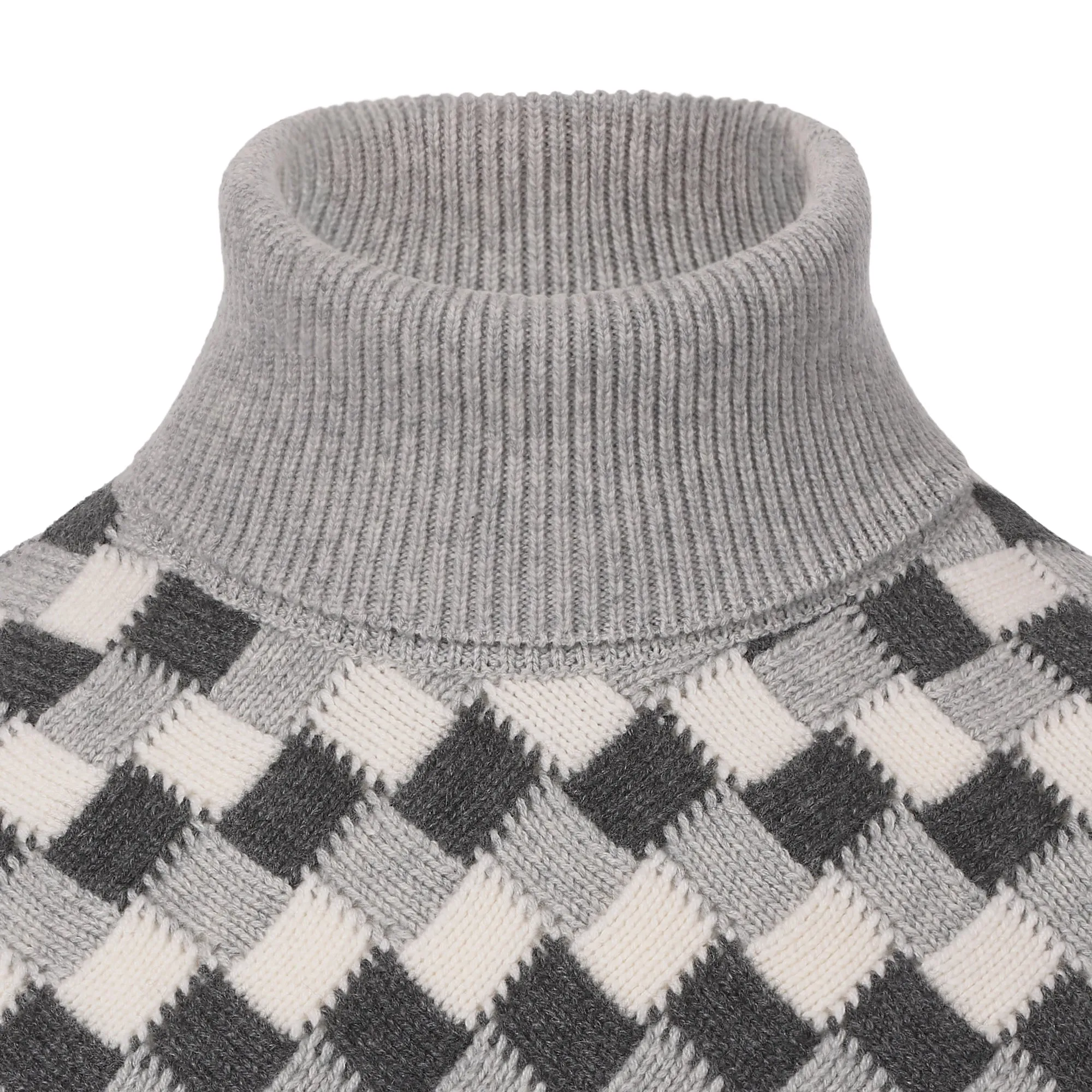 Cashmere Checked Sweater in Grey