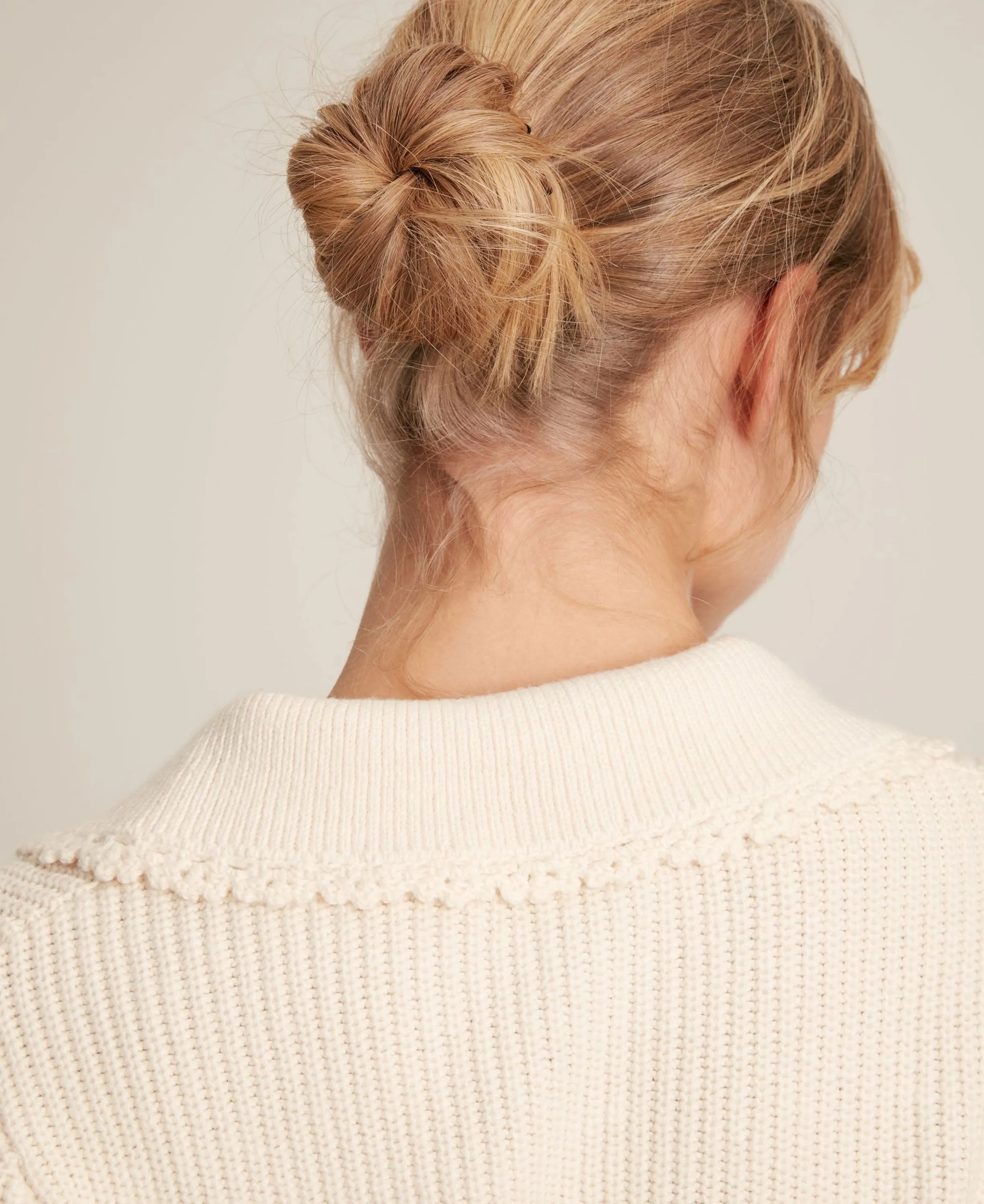 Evangeline Ribbed Jumper with Crochet Collar - Creme