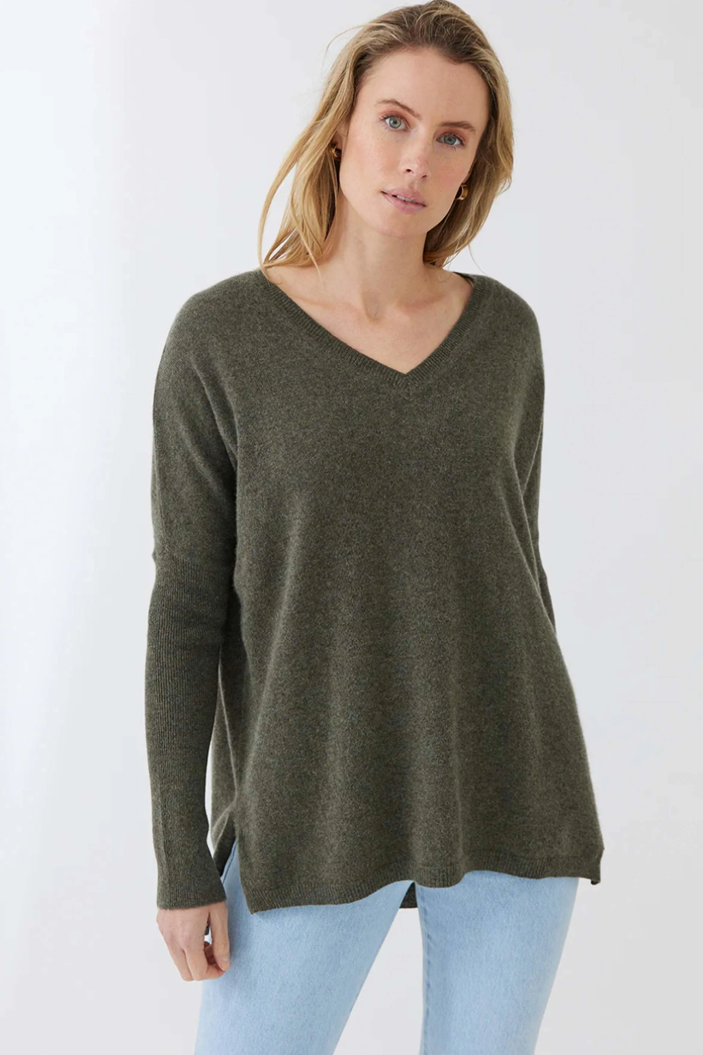 V-Neck Boyfriend Sweater | Military