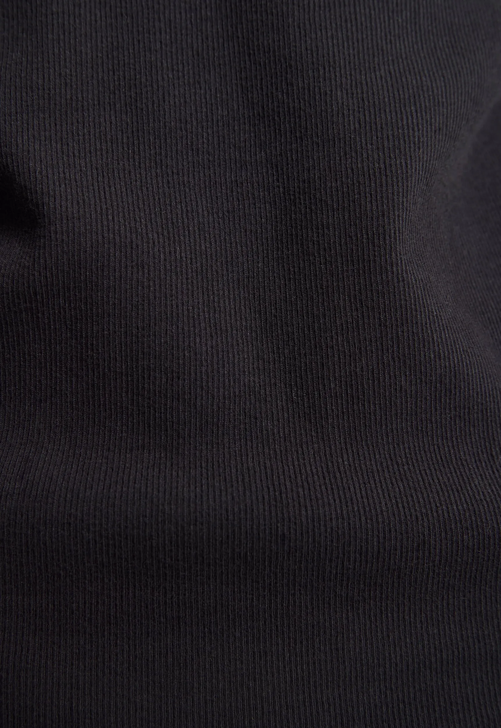 Vere Long Sleeve Tee - Black
