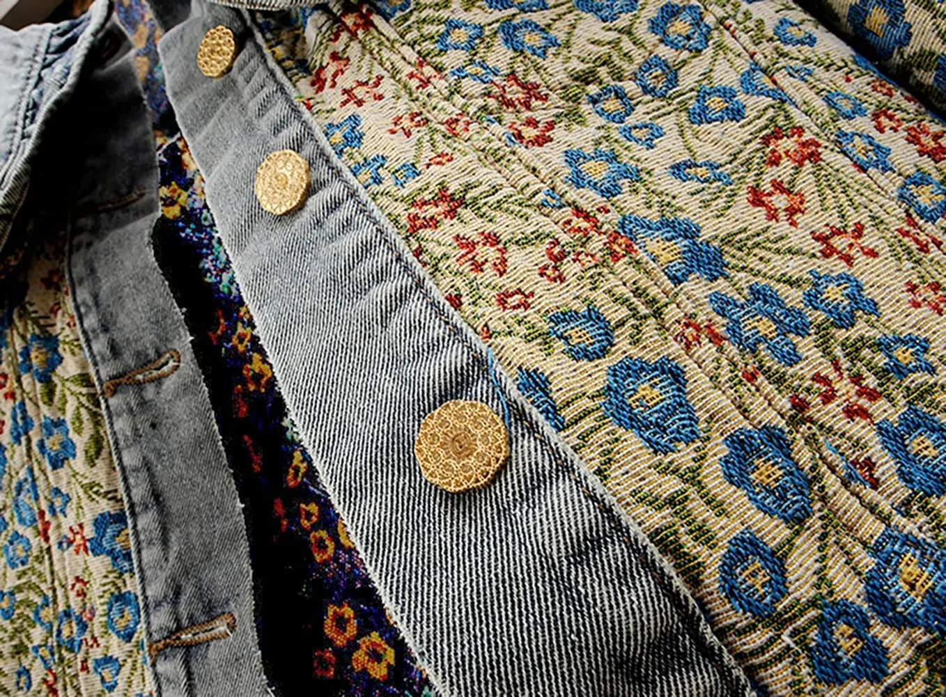 Womens Jacquard Denim Jacket with Sweet Peter Pan Collar & Long Sleeves