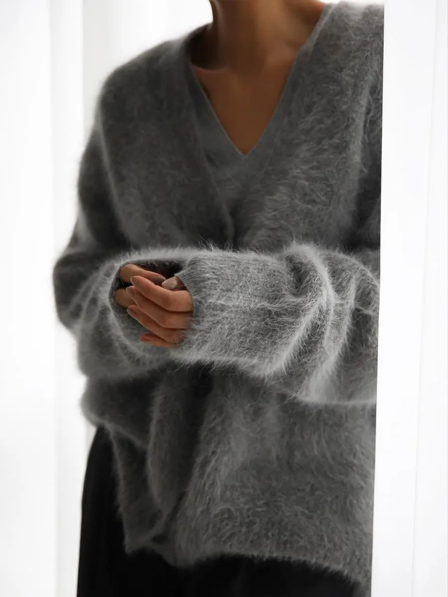 Women's Slouchy Fuzzy Cardigan Sweater - V Neck Long Sleeve Button Down Furry Knitwear for Fall, Plus Size